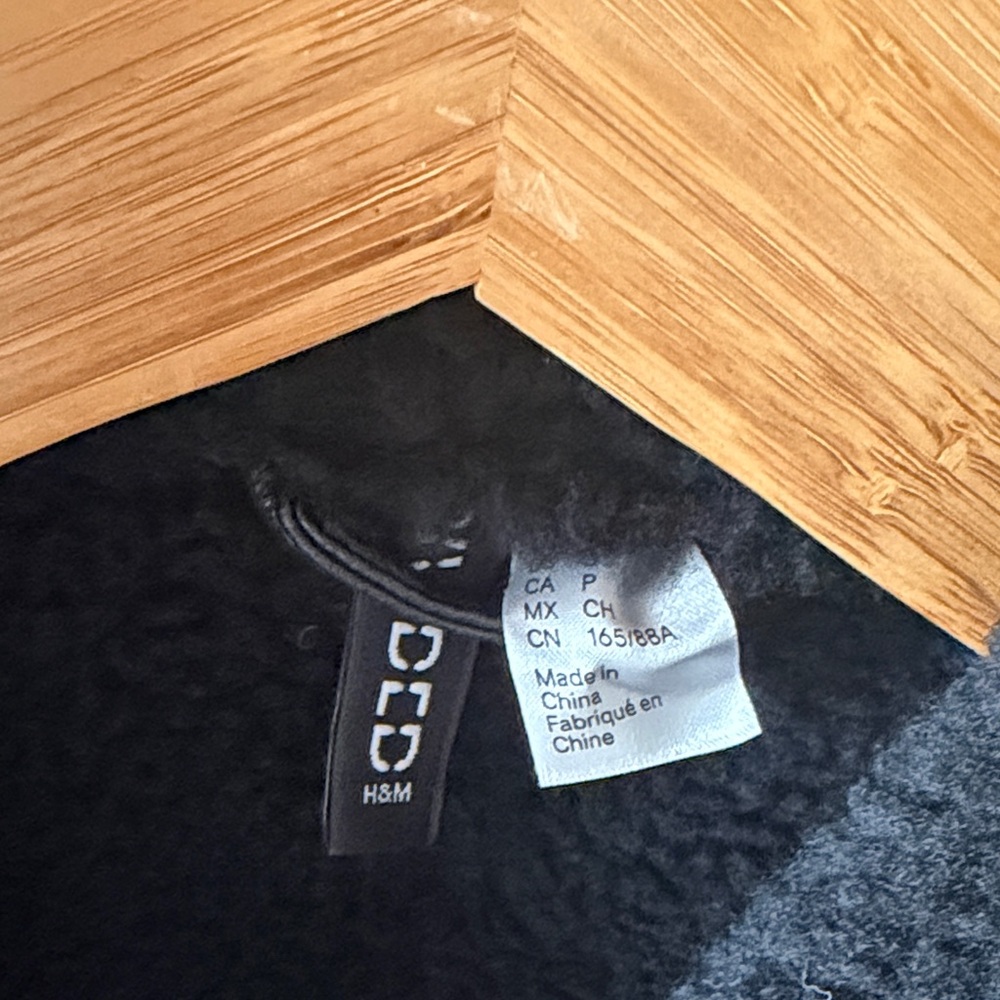 H&M Black and Gray Shearling Vest - Picture 2 of 2